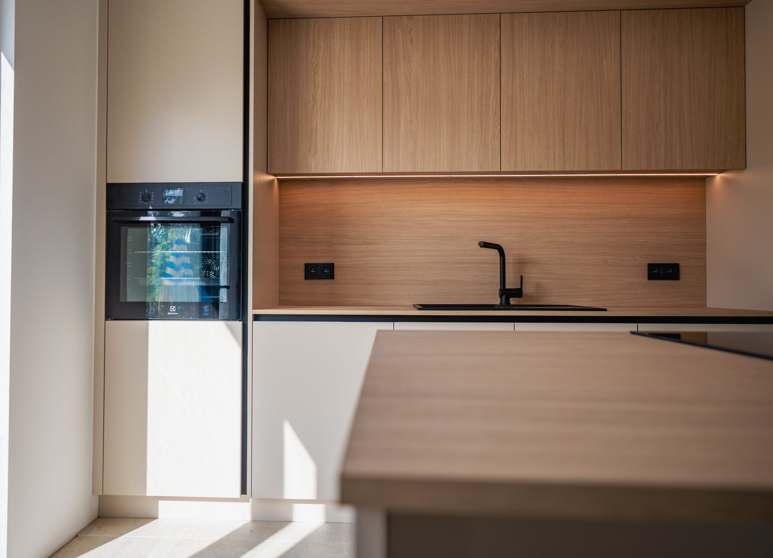 22092025-P1123452 (1)-min